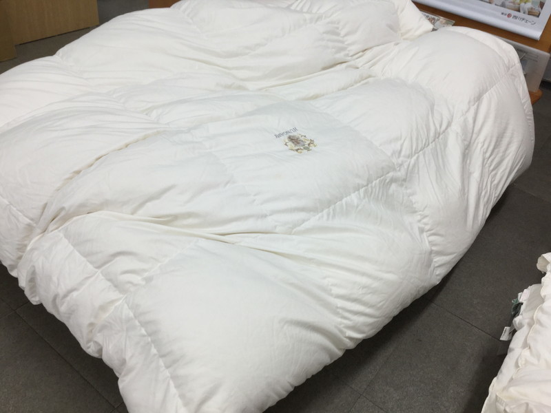 ベッドをSサイズへ変えたので羽毛布団もSサイズに変更したい 羽毛布団打ち直し事例４６
