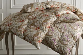 ポーランド産コウダ種マザーグースダウン９５％羽毛掛け布団　スーパーボディサイエンスキルト